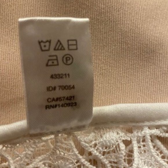 LOFT Crochet Lace 3/4 Sleeve Top - Picture 11 of 11